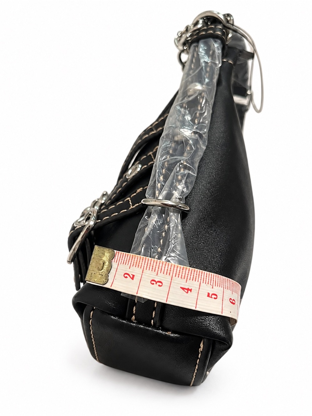 True Religion Black Shoulder Bag with Silver Chain Trim - Picture 8 of 9